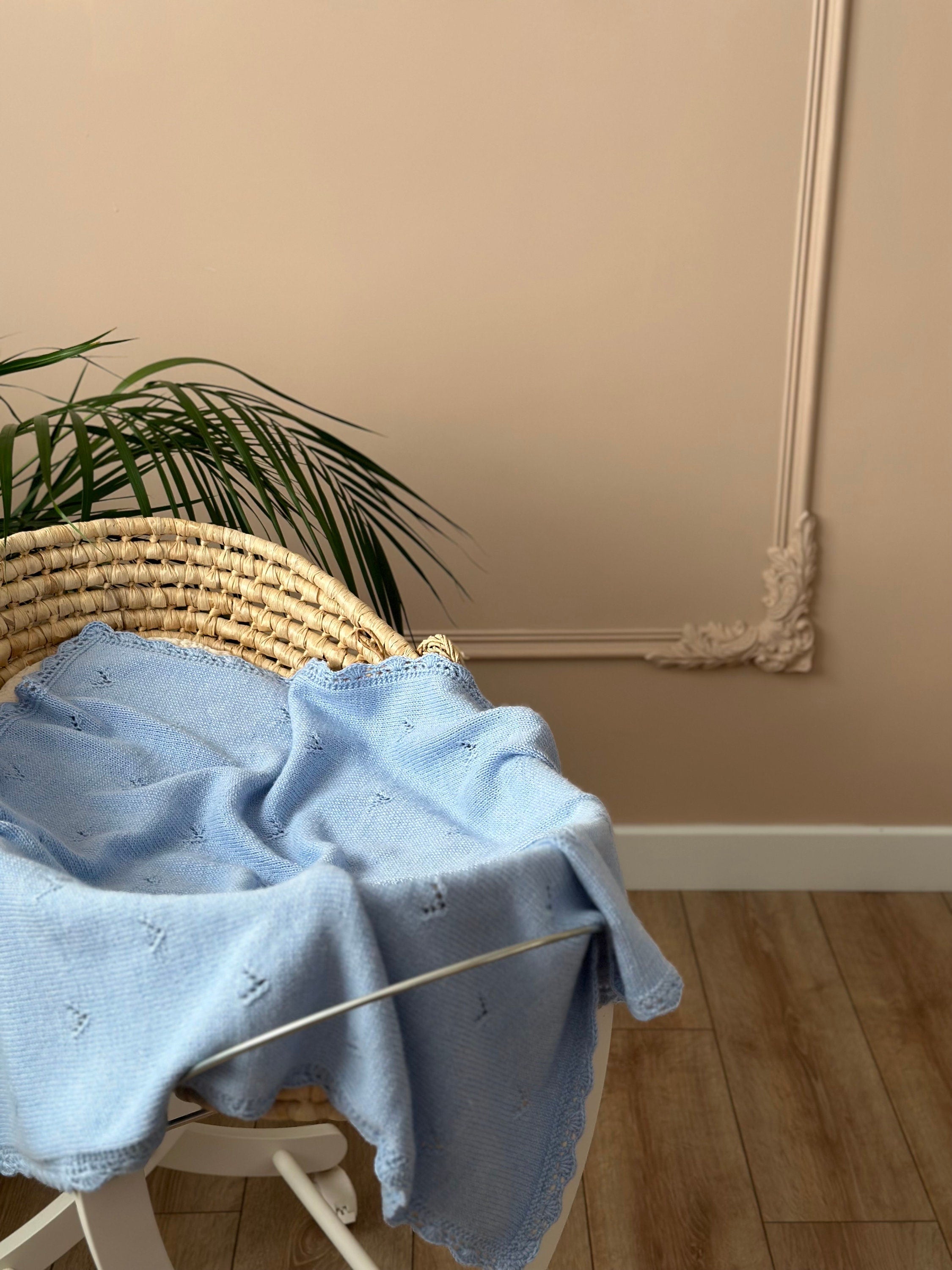 El Örgüsü Mavi Bebek Battaniyesi