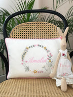 Kelebek Rüyası Dekoratif Bebek Yastığı – Pamuk Saten | Hardal