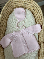 Düğmeli El Örgüsü Bebek Hırka Şapka Seti