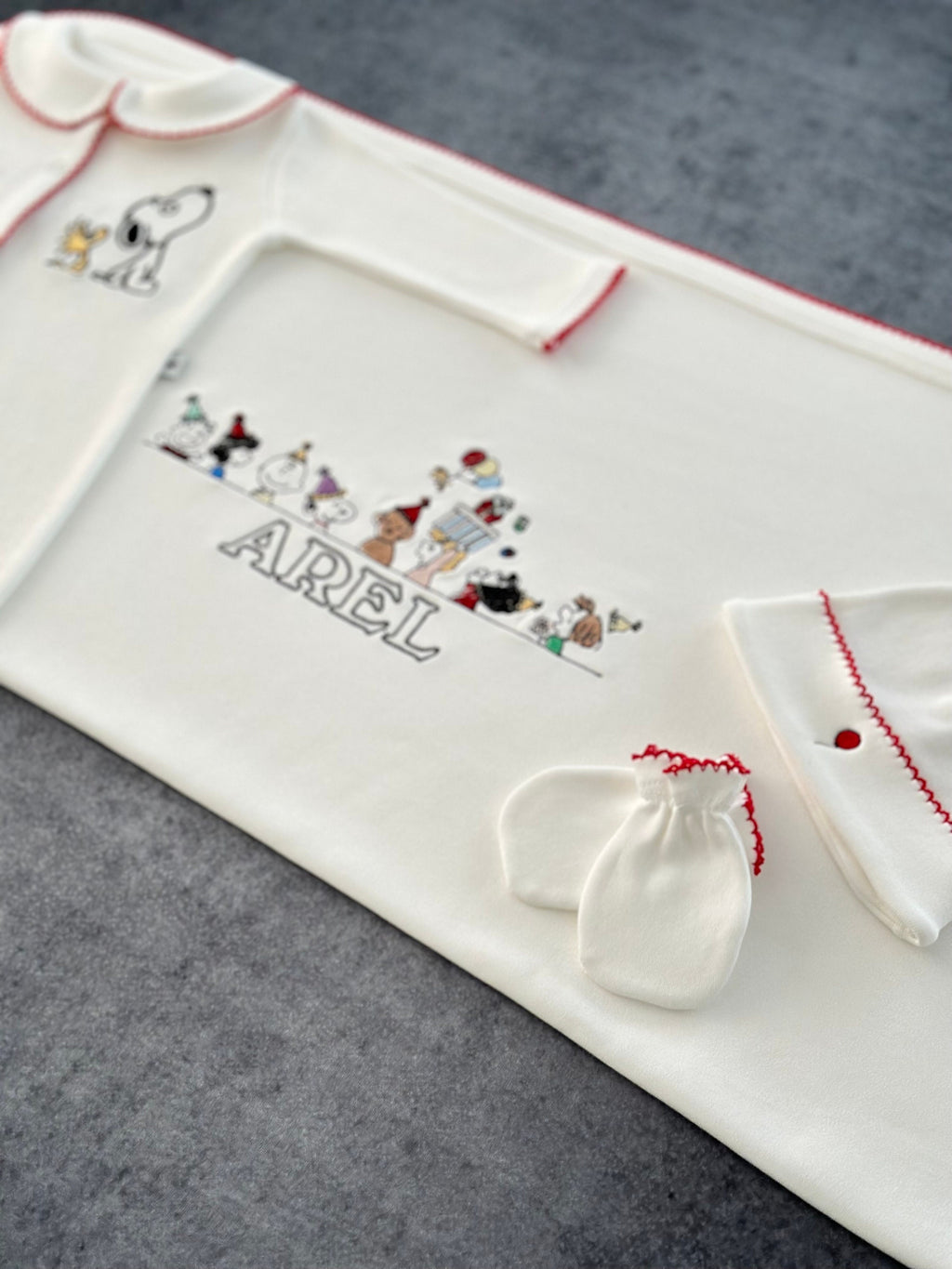 Snoopy Nakışlı Organik Yenidoğan Seti