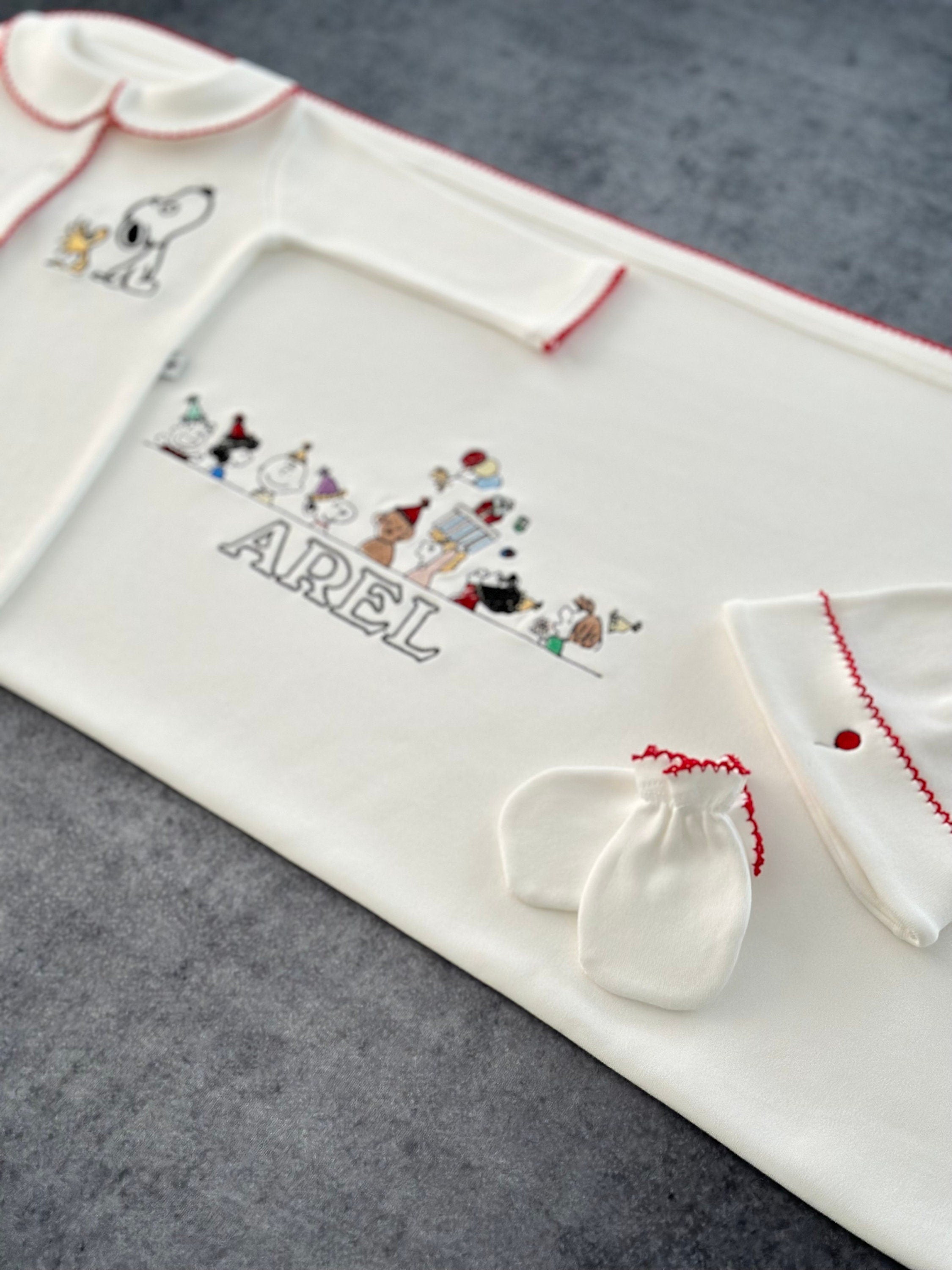 Snoopy Nakışlı Organik Yenidoğan Seti