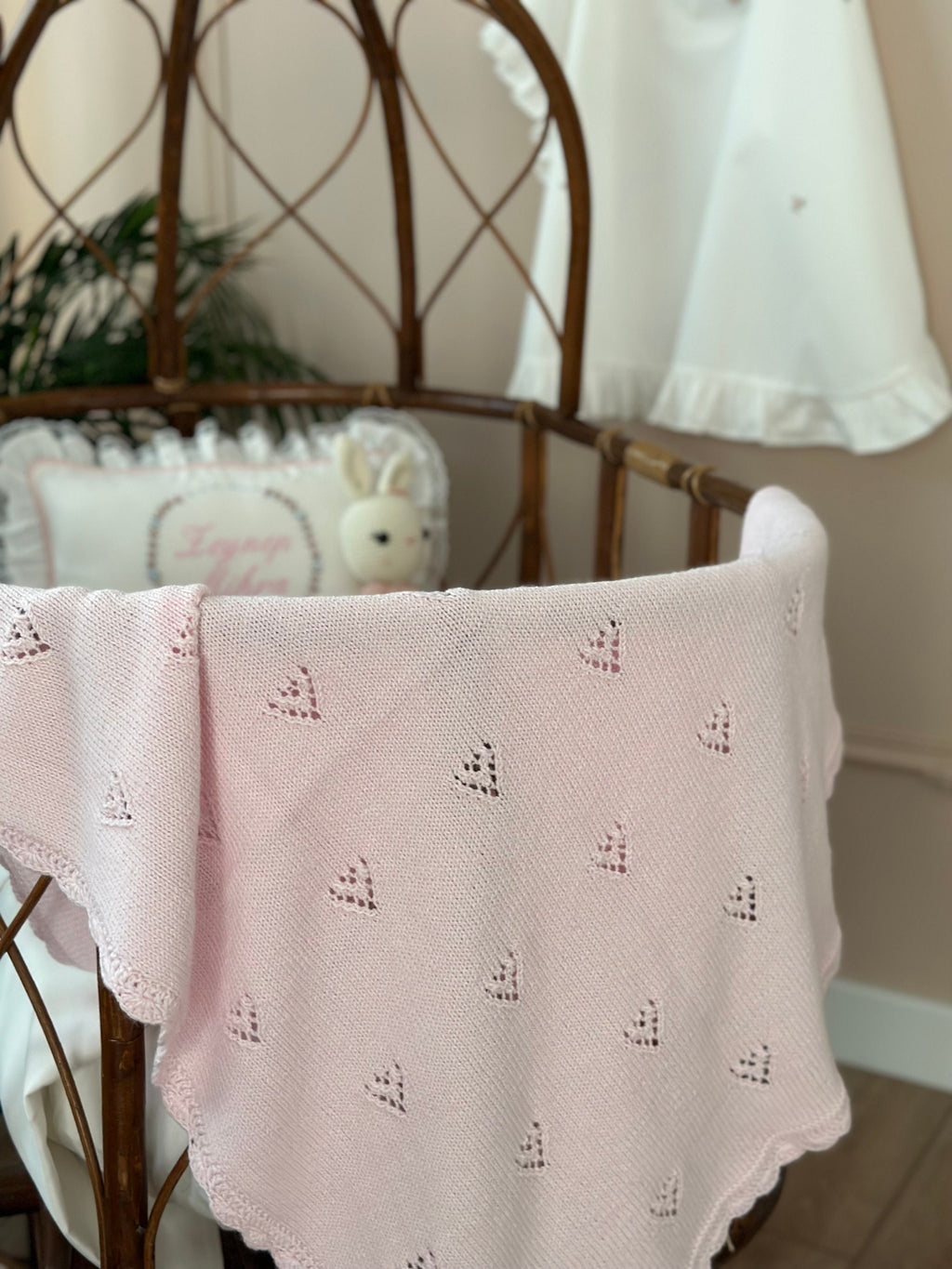 El Örgüsü Pembe Bebek Battaniyesi