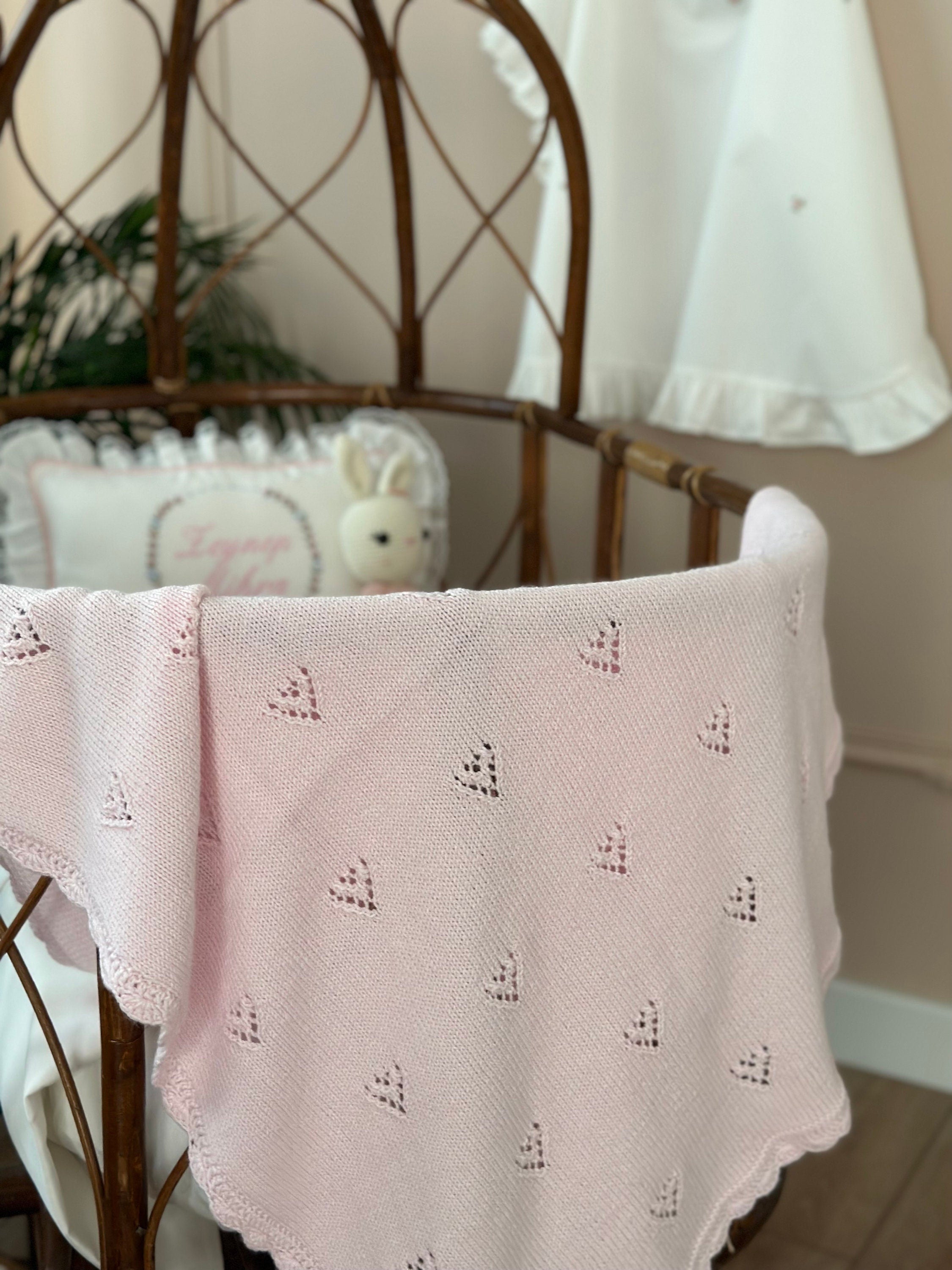 El Örgüsü Pembe Bebek Battaniyesi