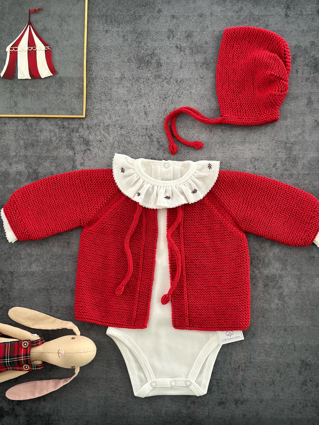 Kız Bebek Rokoko İşlemeli Fırfırlı Yaka Uzun Kollu Body Kırmızı