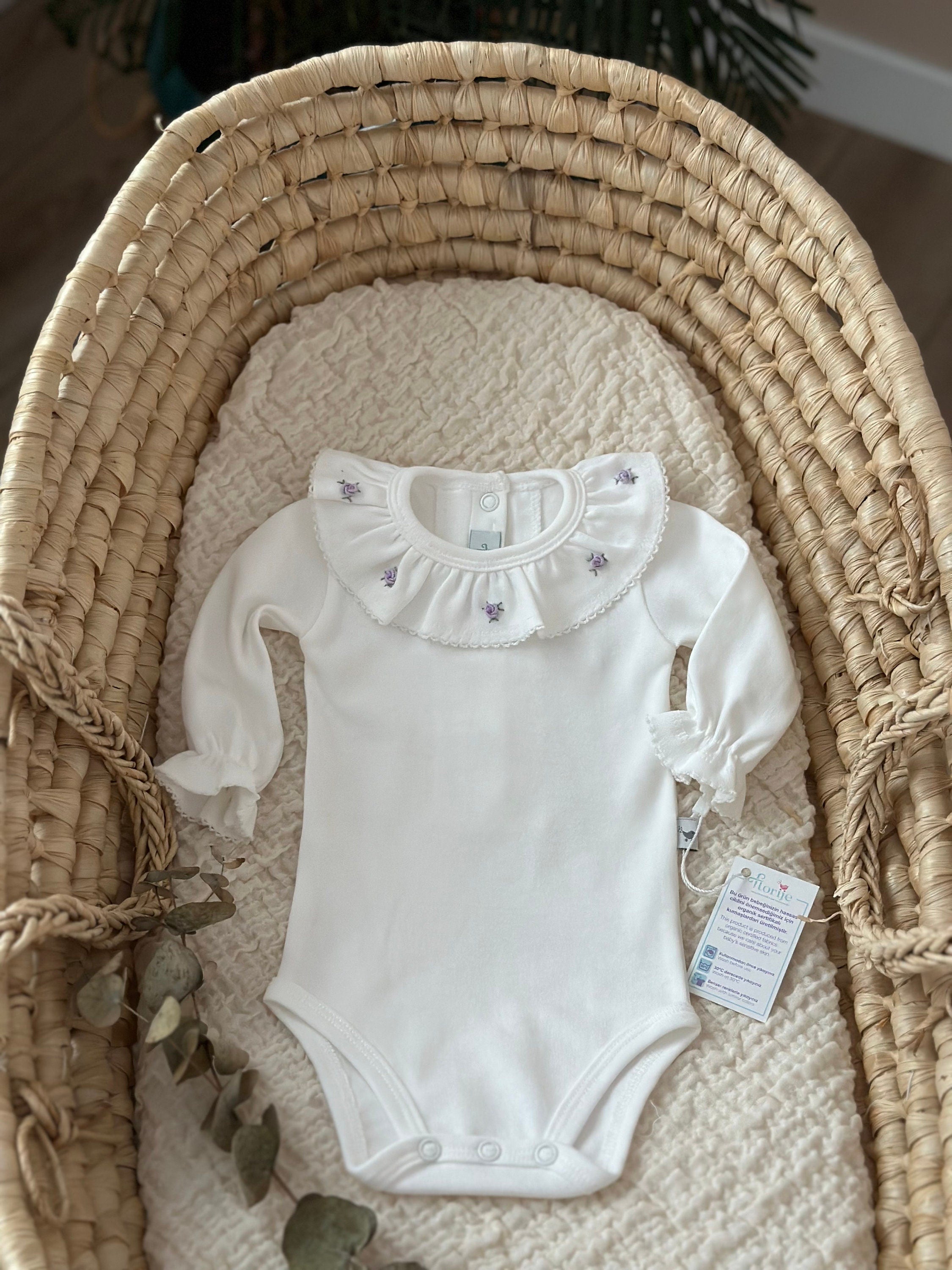 Kız Bebek Rokoko İşlemeli Fırfırlı Yaka Uzun Kollu Body Lila