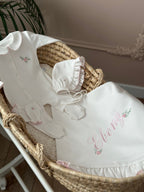 Spring Flowers Organik Yenidoğan Seti – Pembe Kroşeta Detaylı