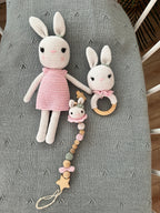 Amigurumi Beyaz Tavşan Model Bebek Seti – 3 Parça