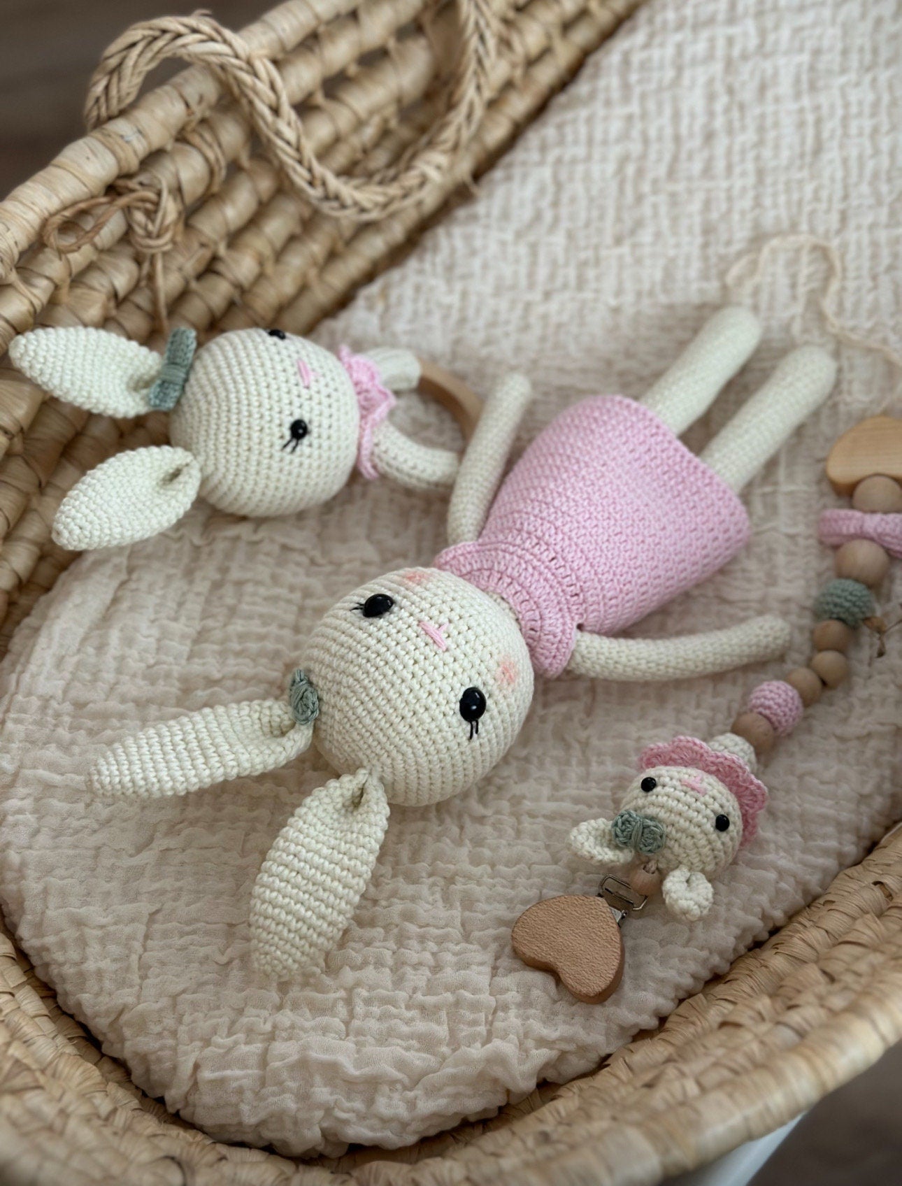 Amigurumi Tavşan Model Bebek Seti – 3 Parça