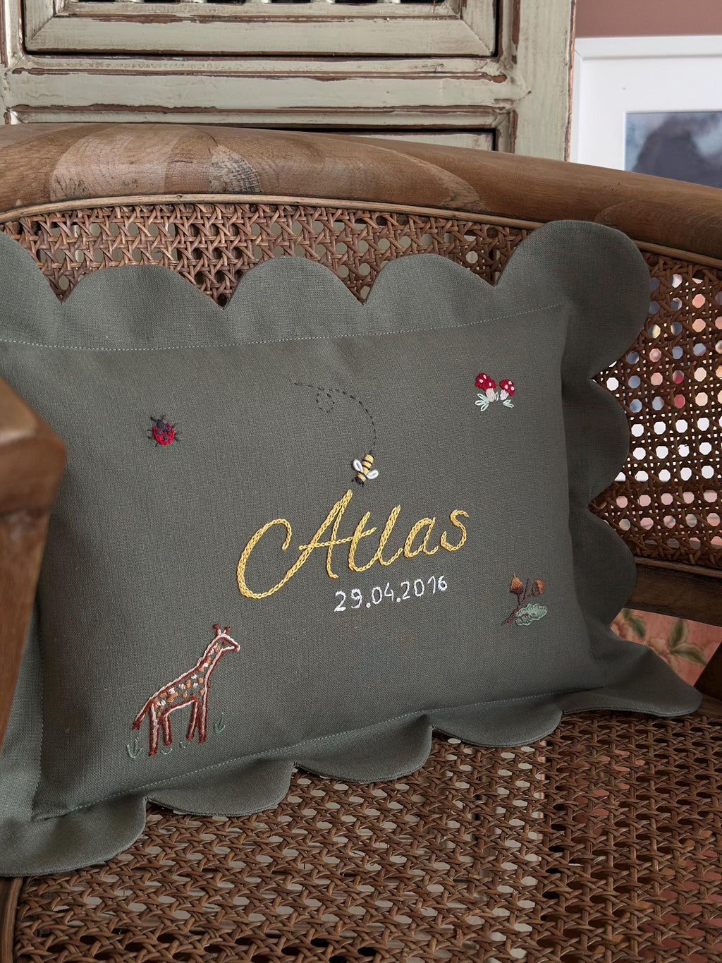 Kişiselleştirilmiş Keten Dilimli Bebek Yastığı